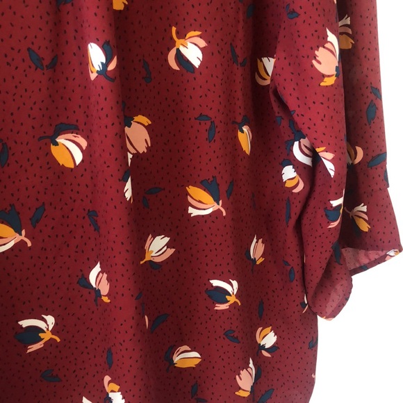 DONATED - Reitmans blouse - Picture 8 of 17